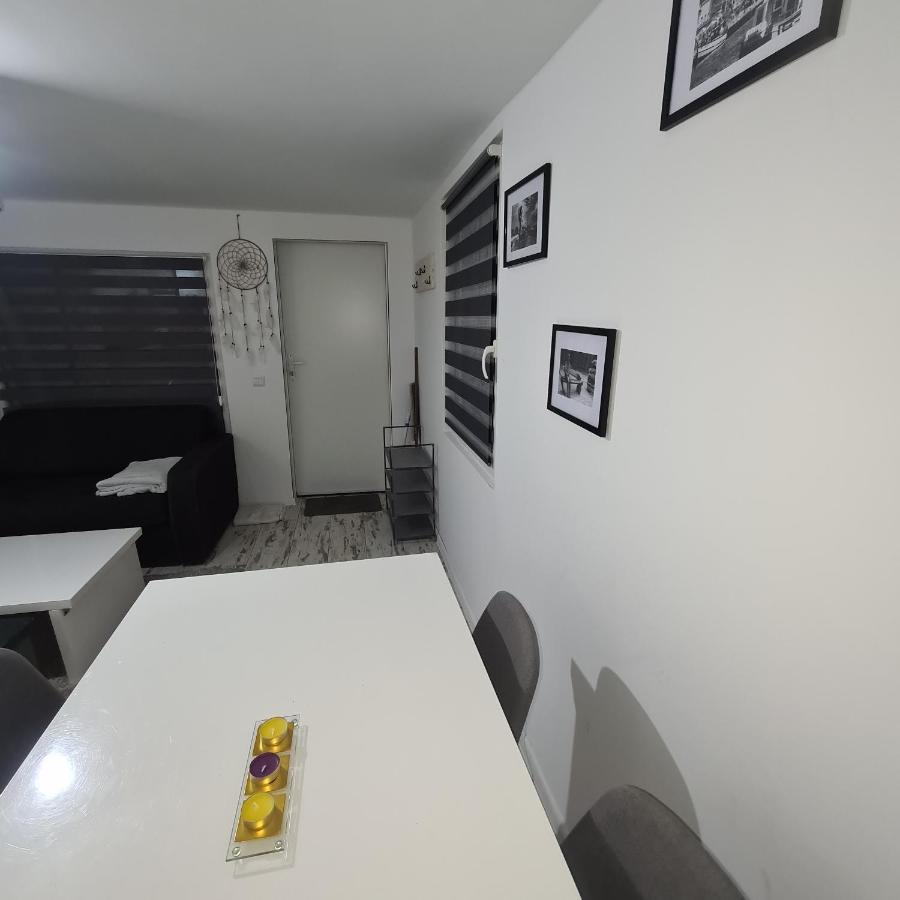 Maly Bialy Cicha 1 Apartment *